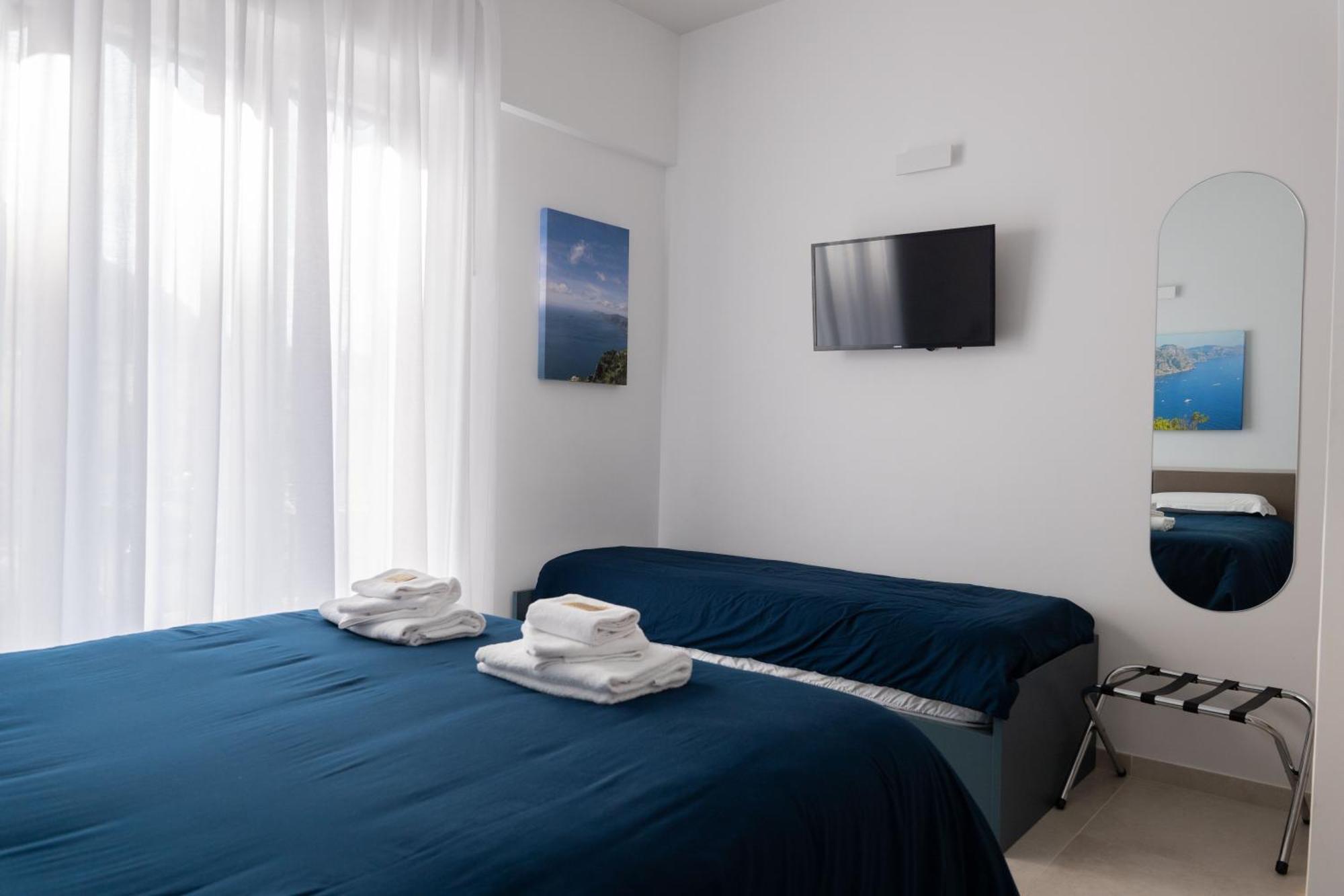 Divina Holiday - Rooms Maiori Exterior foto