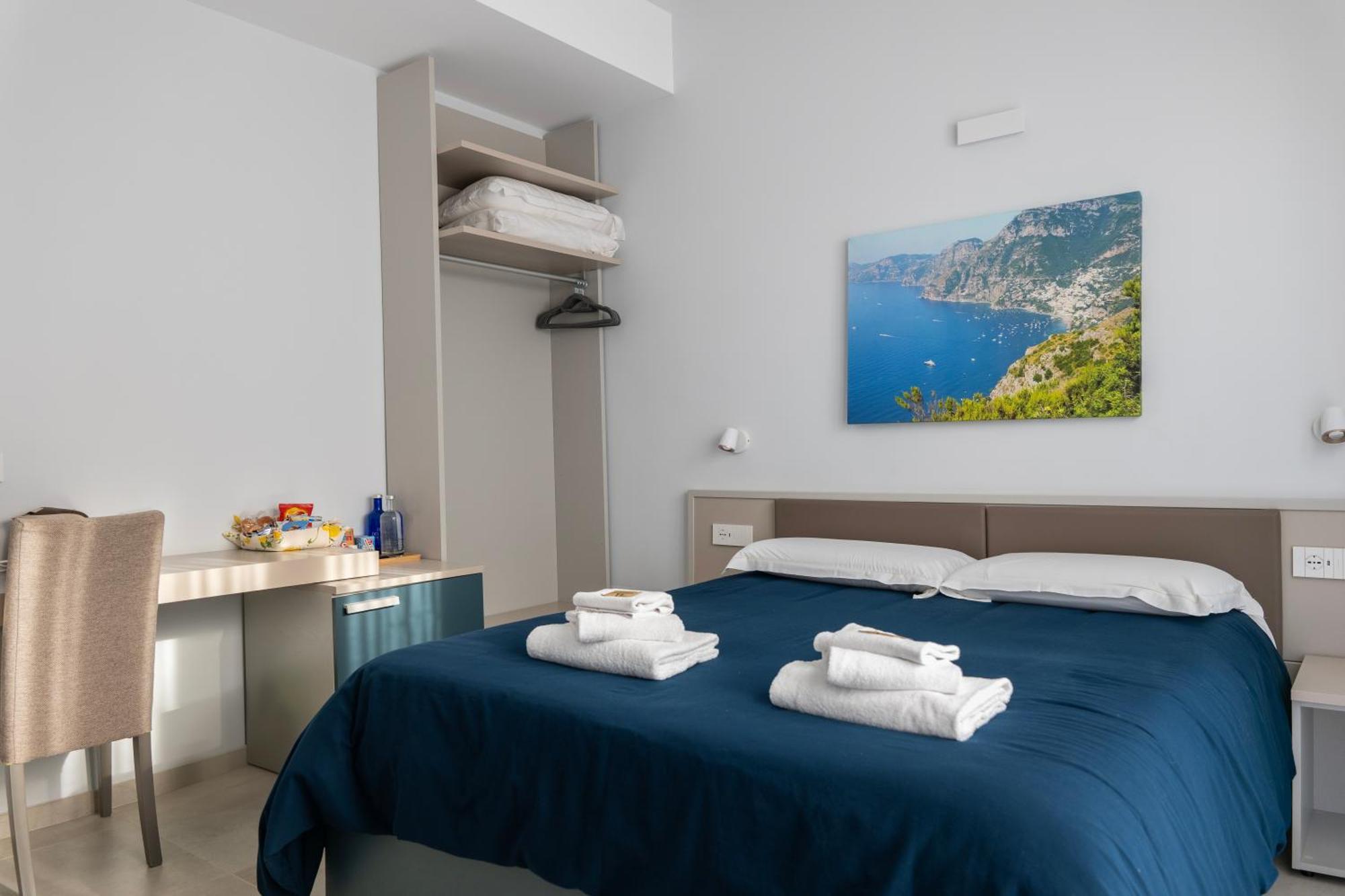 Divina Holiday - Rooms Maiori Exterior foto