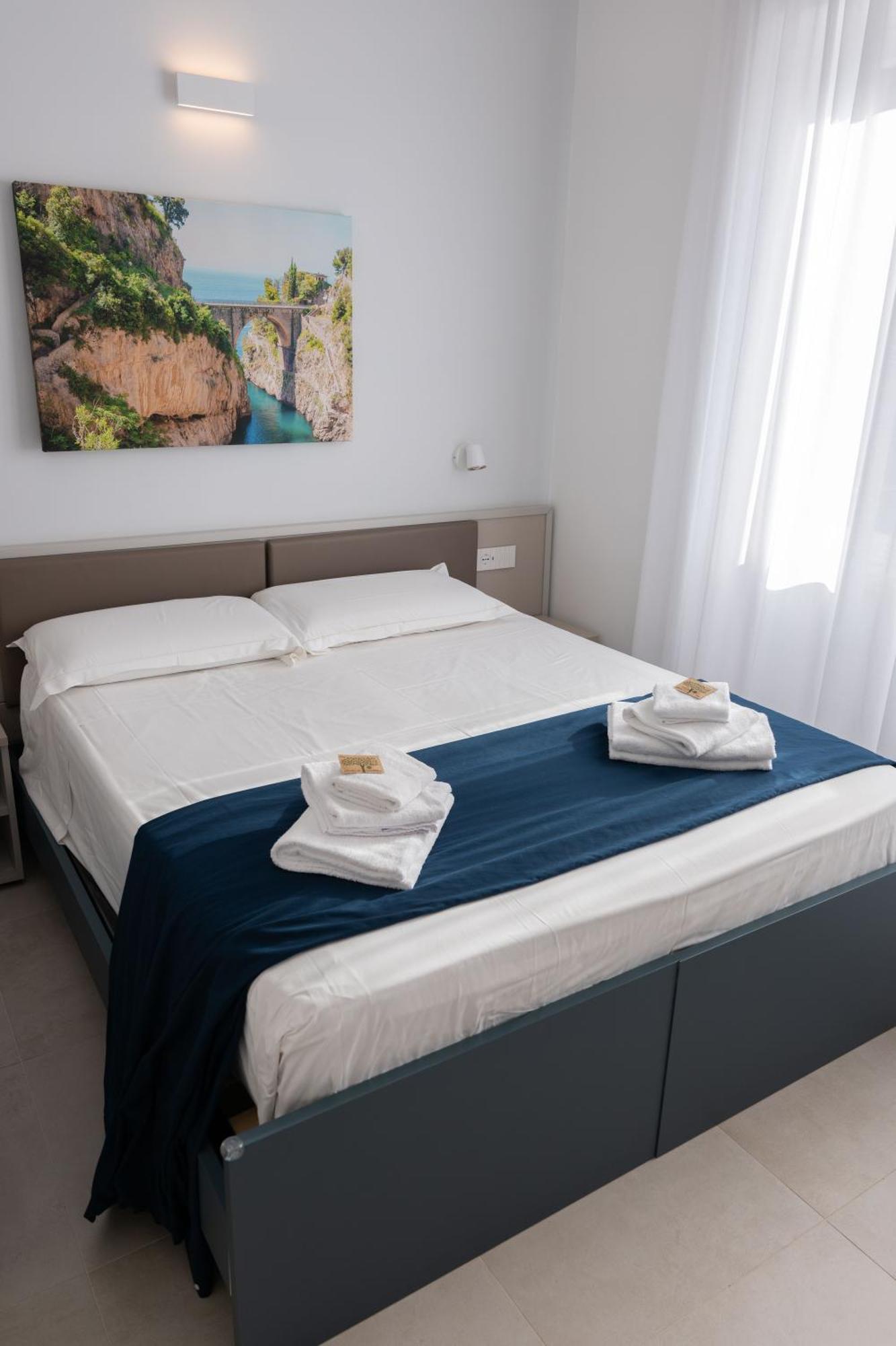 Divina Holiday - Rooms Maiori Exterior foto